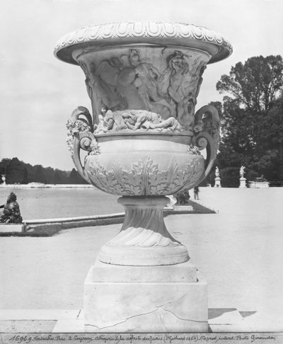 Vaso monumentale, allegoria della sconfitta dei Turchi da parte delle truppe del Re nel 1664 da Antoine Coysevox